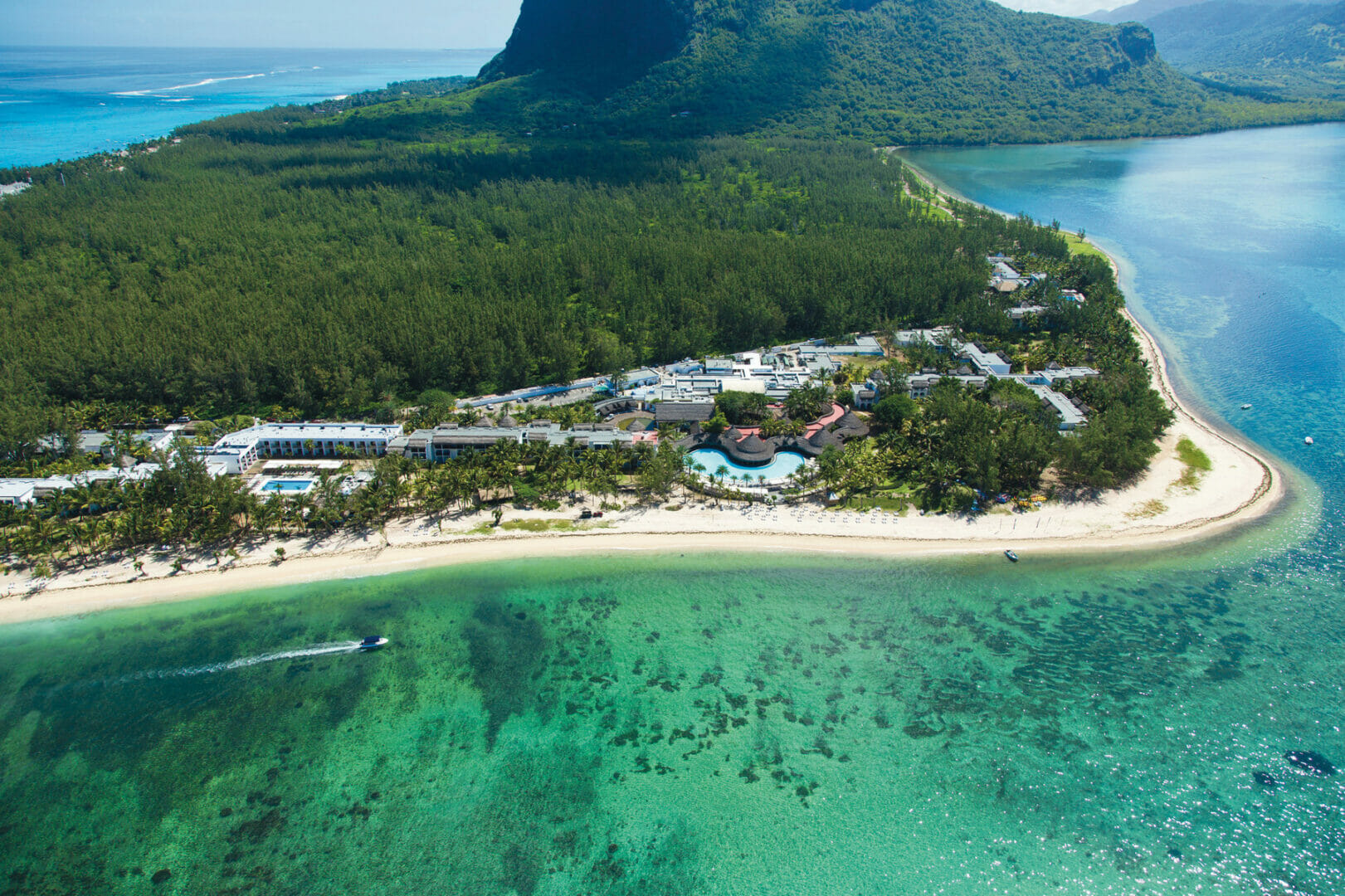 Accommodation on the beach of Mauritius