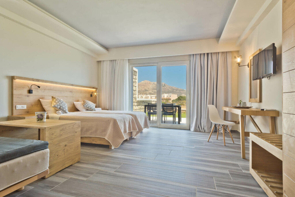Bright suite in Karpathos
